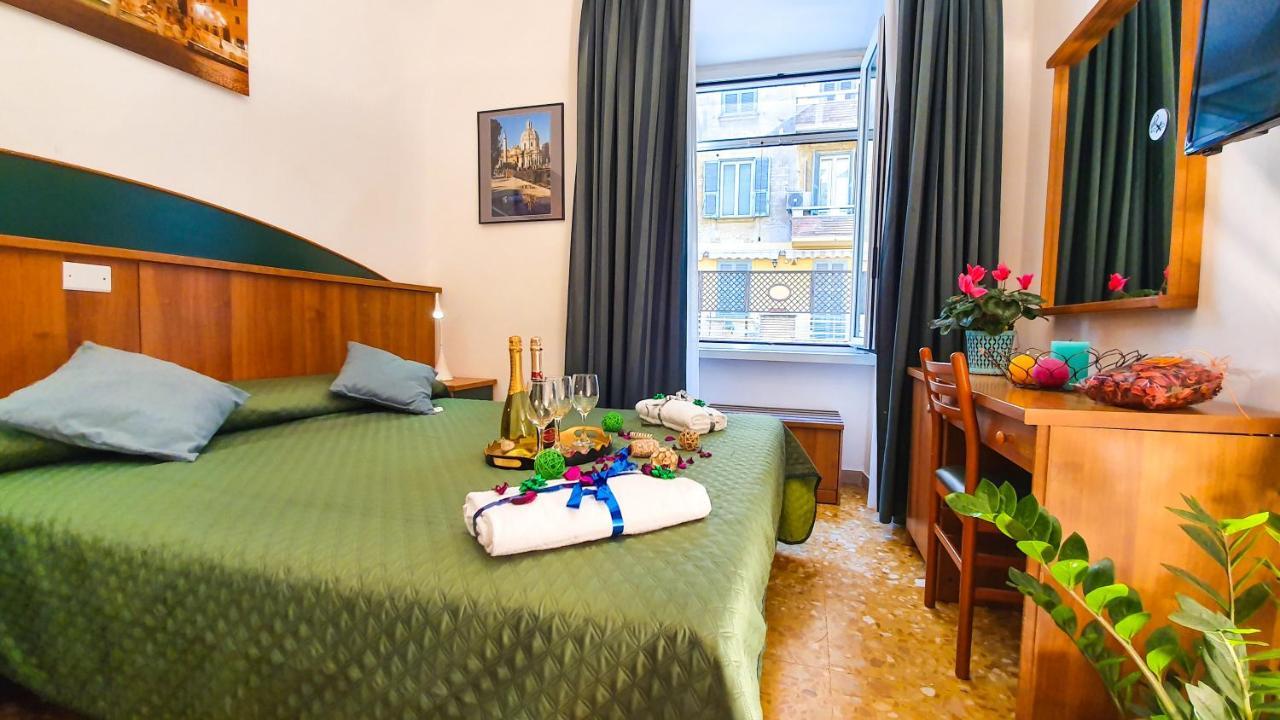 A Casa Simpatia - A Richiesta Parcheggio Gratuito ! Hotel Rome Bagian luar foto