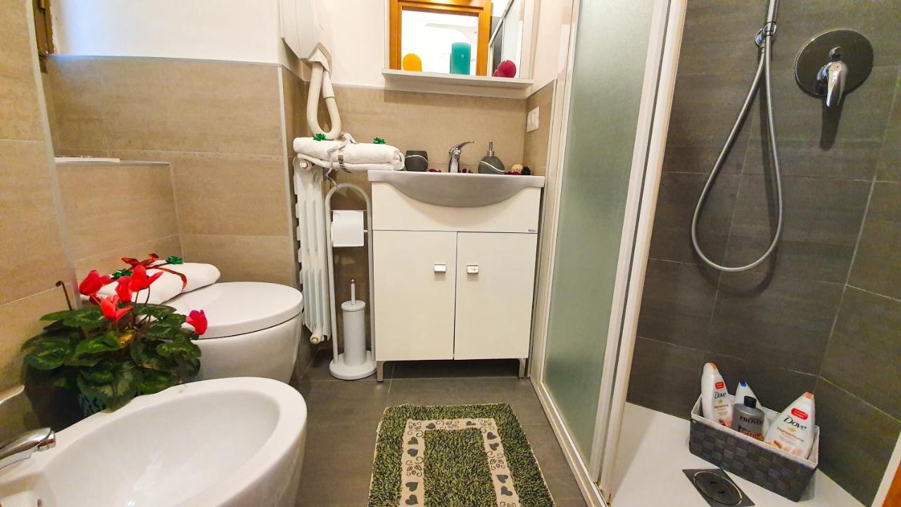 A Casa Simpatia - A Richiesta Parcheggio Gratuito ! Hotel Rome Bagian luar foto