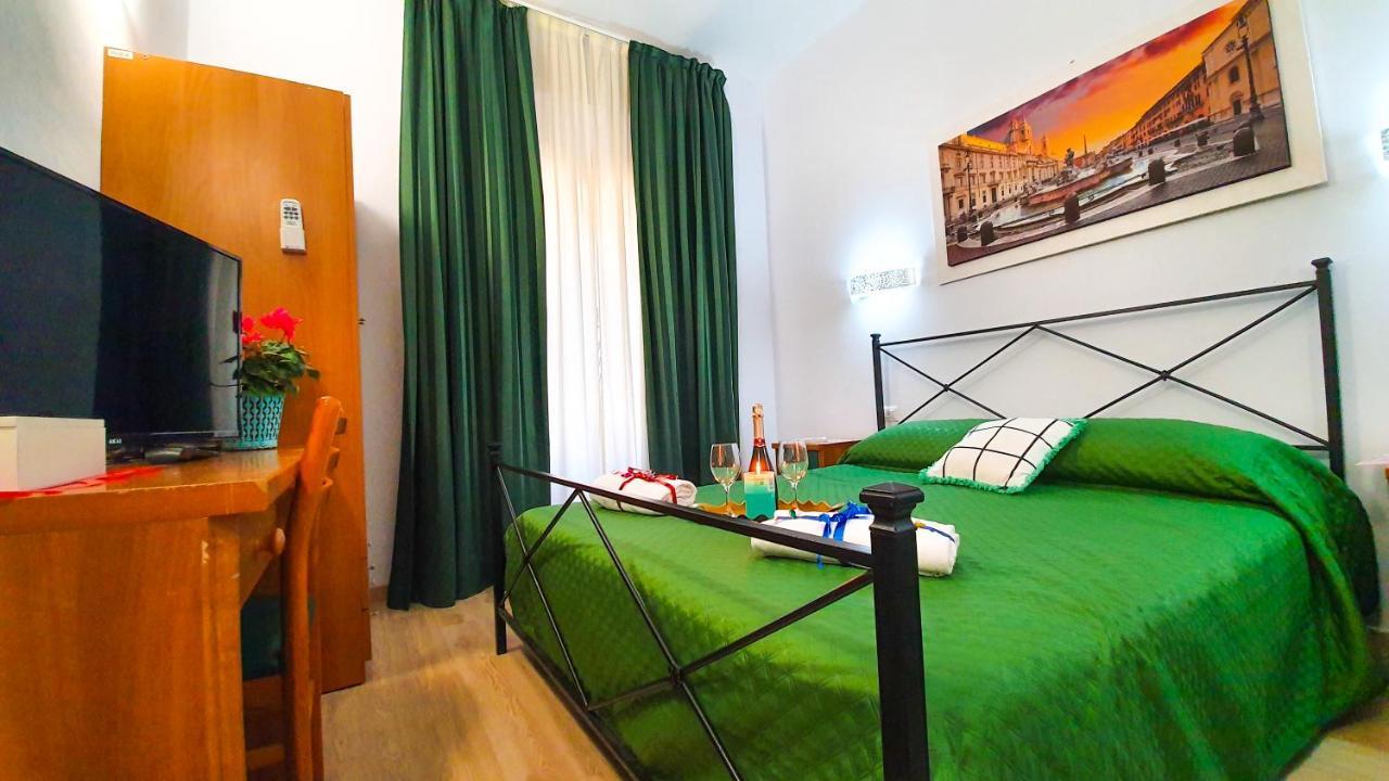 A Casa Simpatia - A Richiesta Parcheggio Gratuito ! Hotel Rome Bagian luar foto