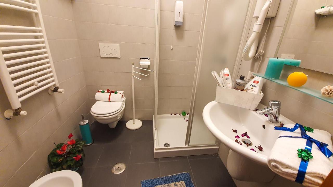 A Casa Simpatia - A Richiesta Parcheggio Gratuito ! Hotel Rome Bagian luar foto