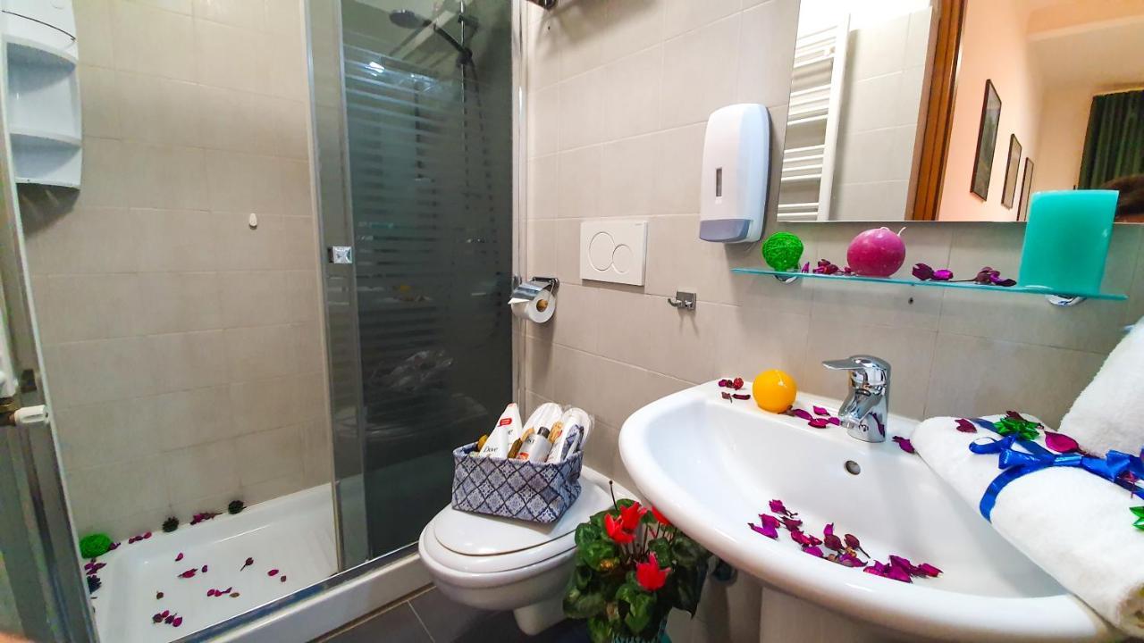 A Casa Simpatia - A Richiesta Parcheggio Gratuito ! Hotel Rome Bagian luar foto