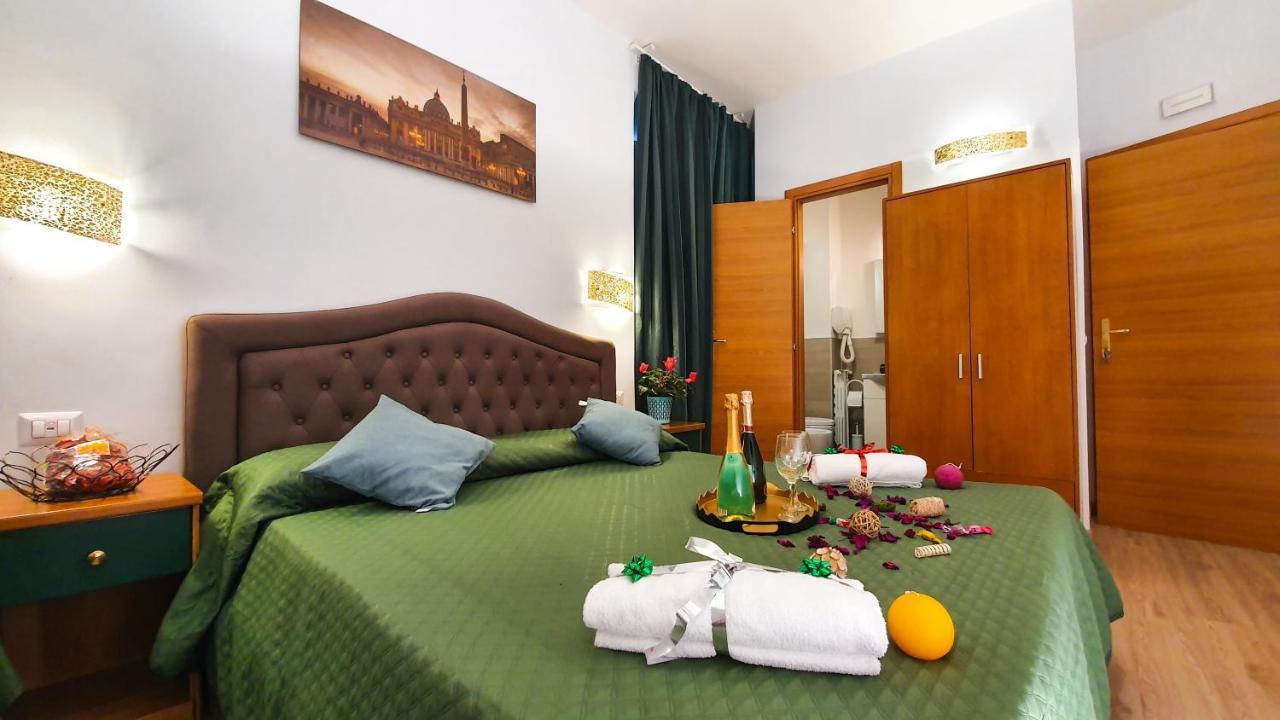 A Casa Simpatia - A Richiesta Parcheggio Gratuito ! Hotel Rome Bagian luar foto